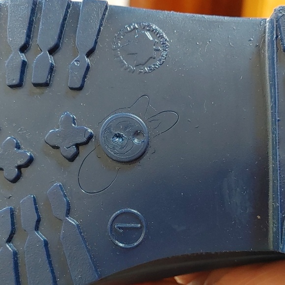 🇨🇦NWT Boys Baffin Navy Waterproof Duck Shoe Youth Size 1 - Picture 9 of 15